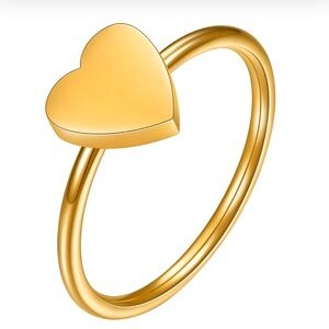 Chic Gold Heart Ring